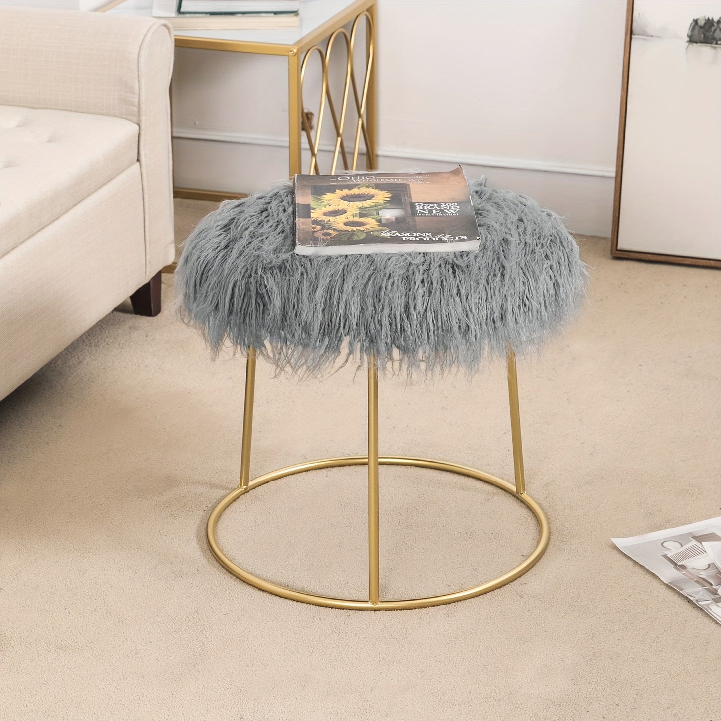 Artificial Fur Dressing Table, Chair And Stool With Soft And Fluffy Cushions, A Makeup Seat With Metal Legs And Soft Cushions For Decoration, Suitable For Bedrooms And Living Rooms